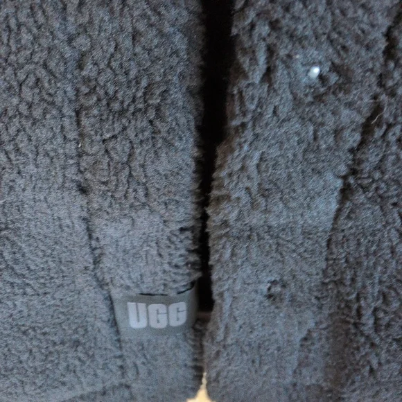 Women's UGG Frankie UGGFLUFF Shirt Jacket Black Size L - Picture 5 of 8